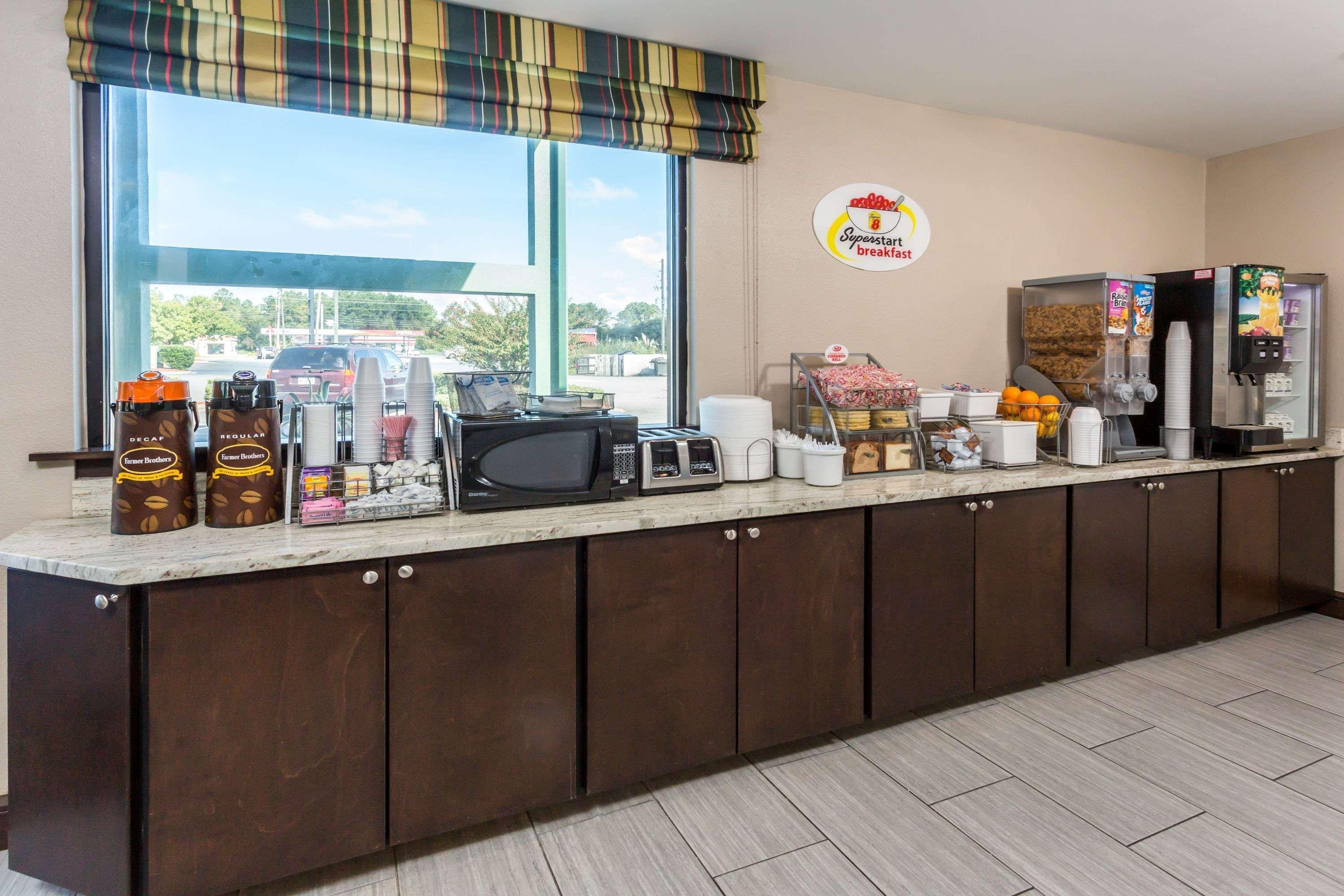 Hotel Super 8 By Wyndham Valdosta Ga I-75 Zewnętrze zdjęcie